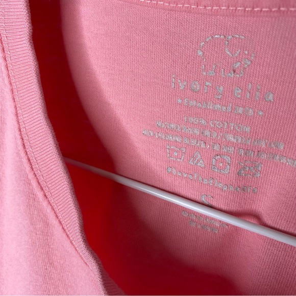 ivory ella Pink Graphic Pocket Long Sleeve Tee - Picture 9 of 9